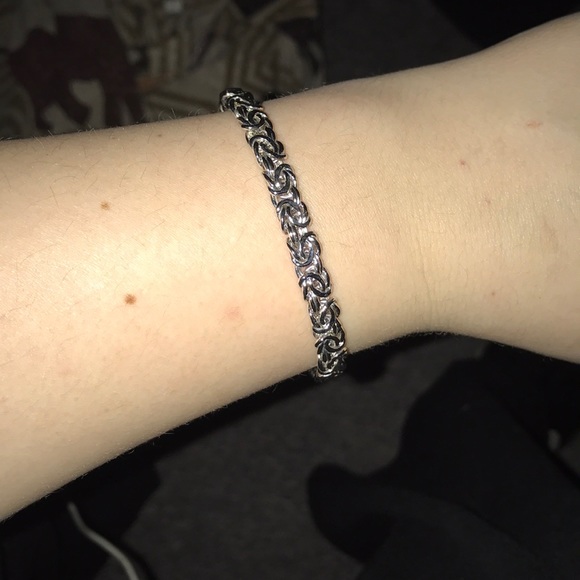 Bracelet - Picture 1 of 3
